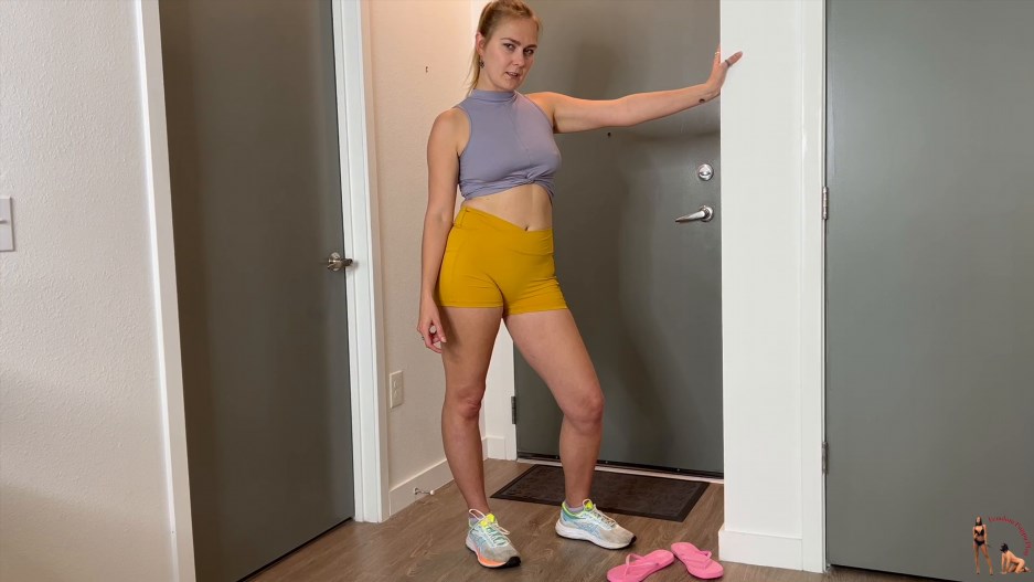 Femdom Puppy Play – Vika Discovers Her Mans Play Fetish Part 1 Femdom Puppy Play – Vika Discovers Her Mans Play Fetish Part 1
